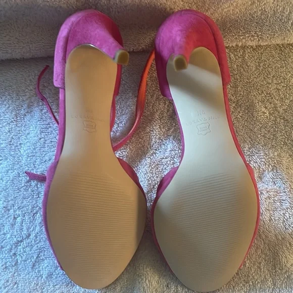 Shoes - Picture 4 of 4